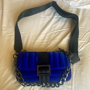 Never-worn Think Royln bag in beautiful cobalt blue